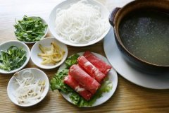 重庆火锅米线加盟店 如何获得最大收益？