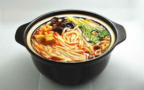米桂坊云南过桥米线