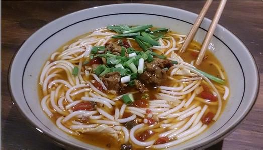一份蜀桥缘过桥米线 吃出善意的味道