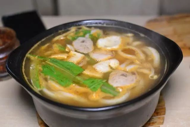 微辣口味过桥米线