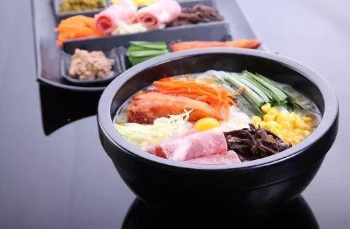 过桥缘米线好吃吗？过桥