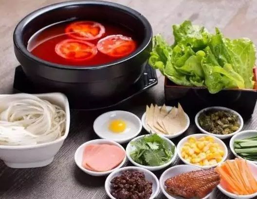 食菋故事过桥米线加盟好