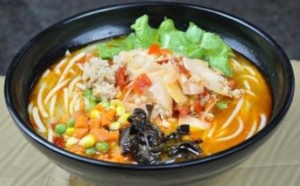 渔篓过桥米线加盟怎么样？渔篓过桥米线开店有什么技巧？