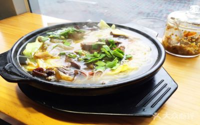 金刚米线好吃吗?金刚米线的配料是什么?(图2)