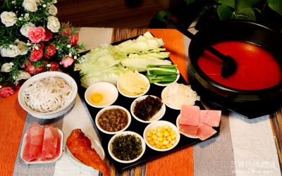 给顾客殿堂般的美食之旅,香禾米线的做法是什么?(图2)