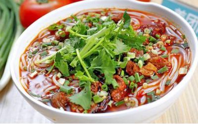 成都过桥米线哪里好吃?蜀桥缘米线味道独领风骚!(图1)