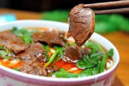 牛六记米粉加盟费多少？牛六记牛肉米粉加盟开店多少钱？（图1）