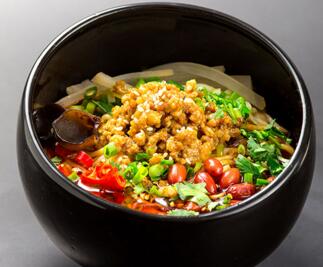 你是我的酸辣粉加盟为什么备受青睐?你是我的酸辣粉加盟值得吗?