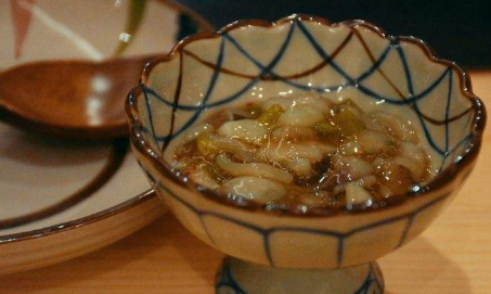 名栩围炉酒屋加盟